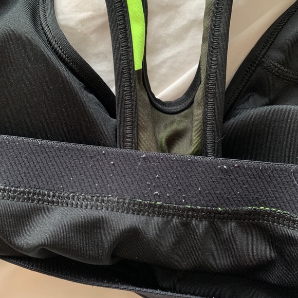 Nike Sports Bra - Picture 6 of 6